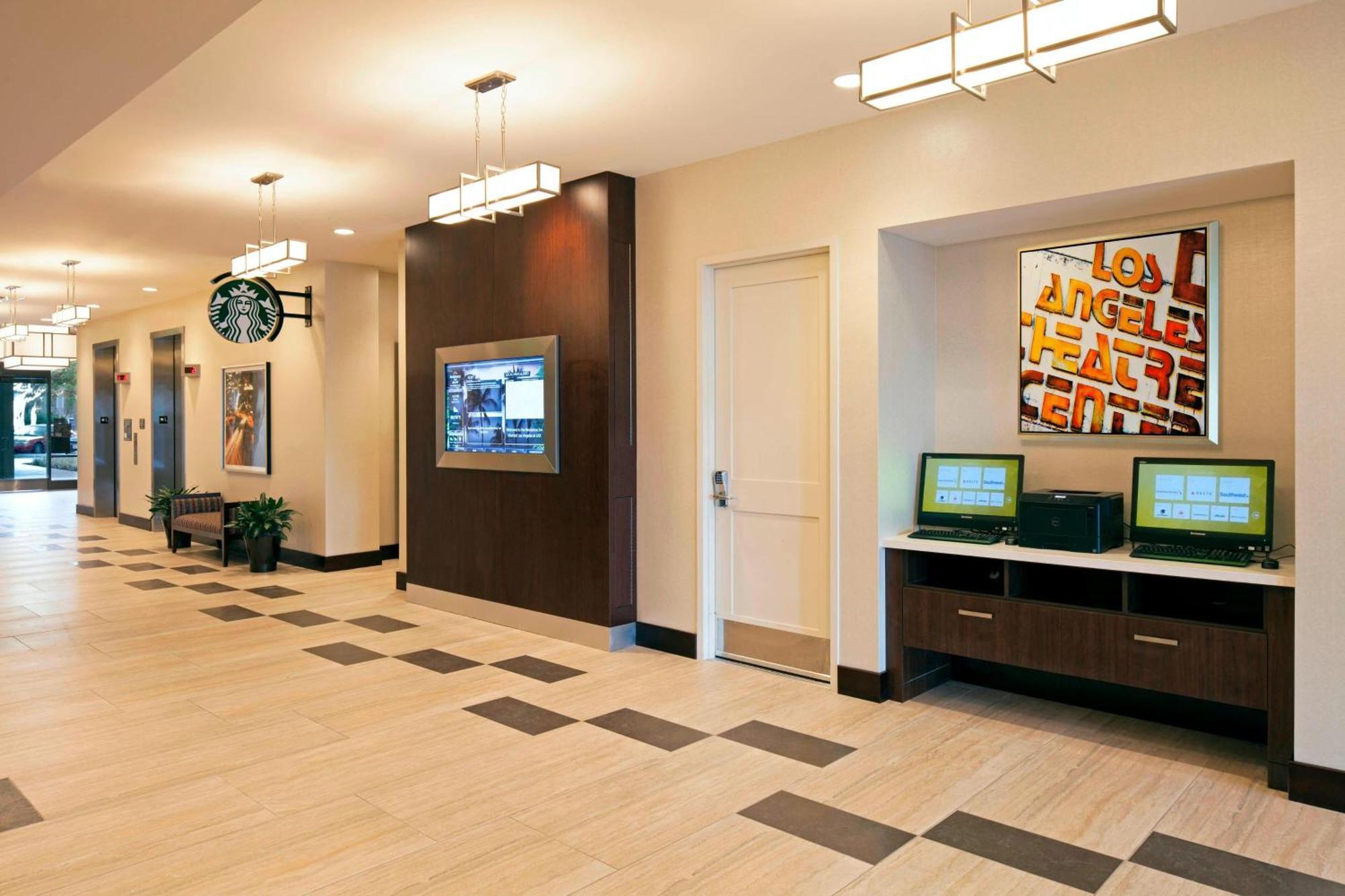 By Marriott Angeles Lax/century Boulevard Los Angeles