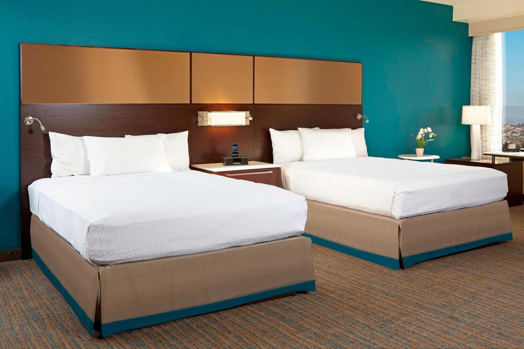 By Marriott Angeles Lax/century Boulevard