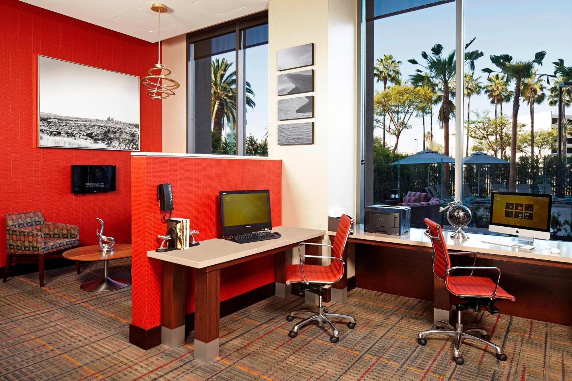 By Marriott Angeles Lax/century Boulevard Hotel