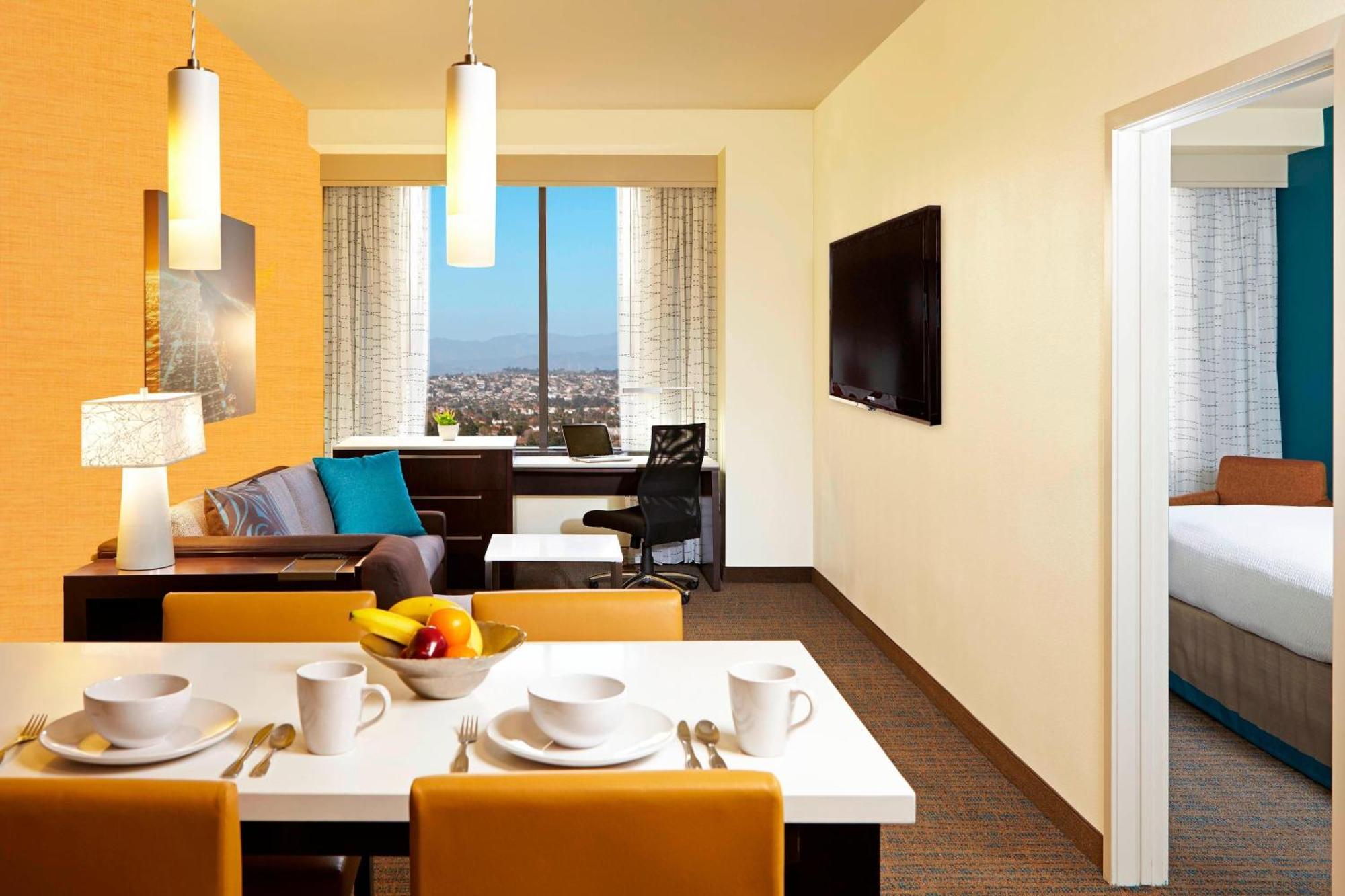 By Marriott Angeles Lax/century Boulevard 3*