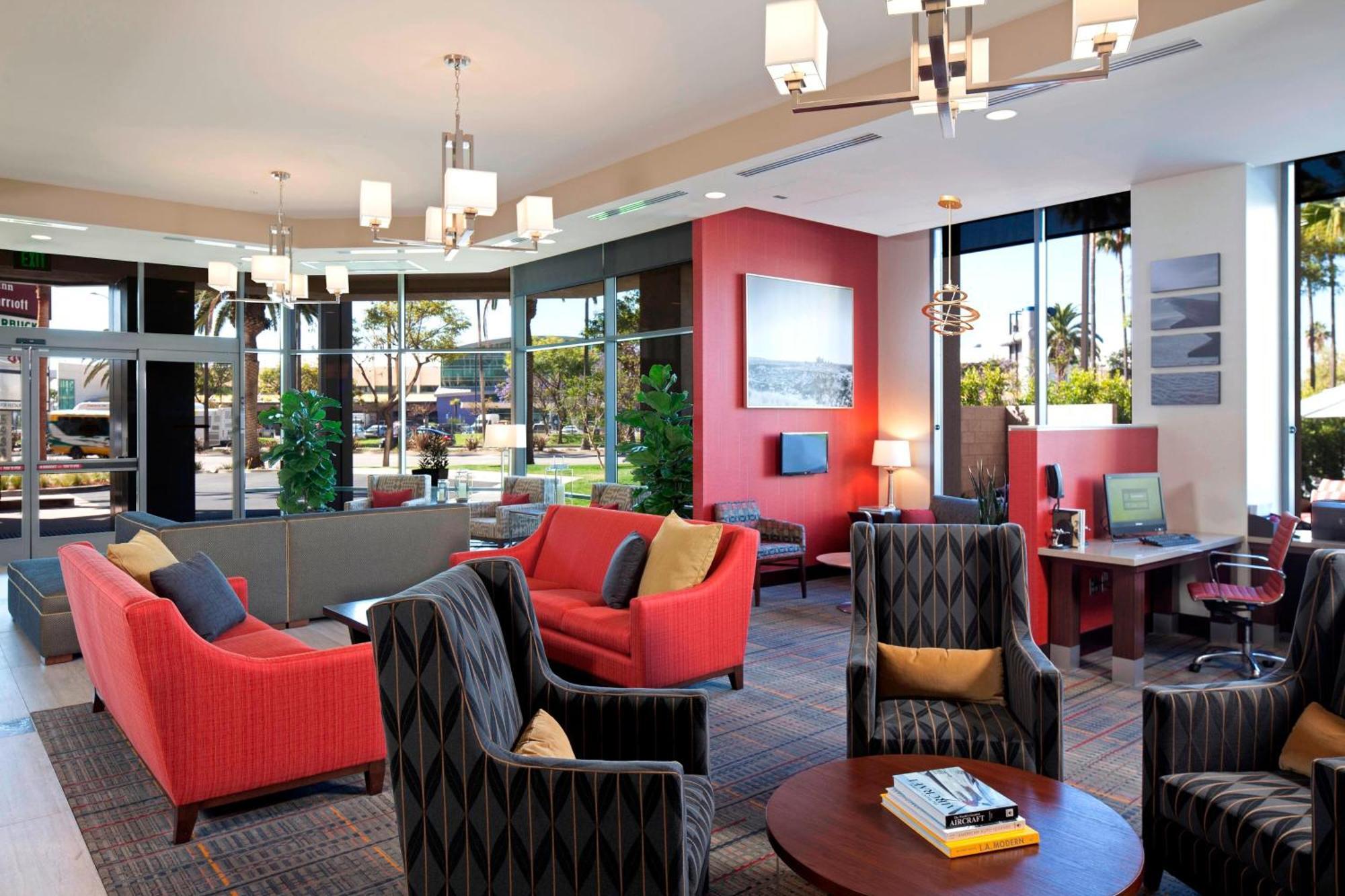 By Marriott Angeles Lax/century Boulevard 3*