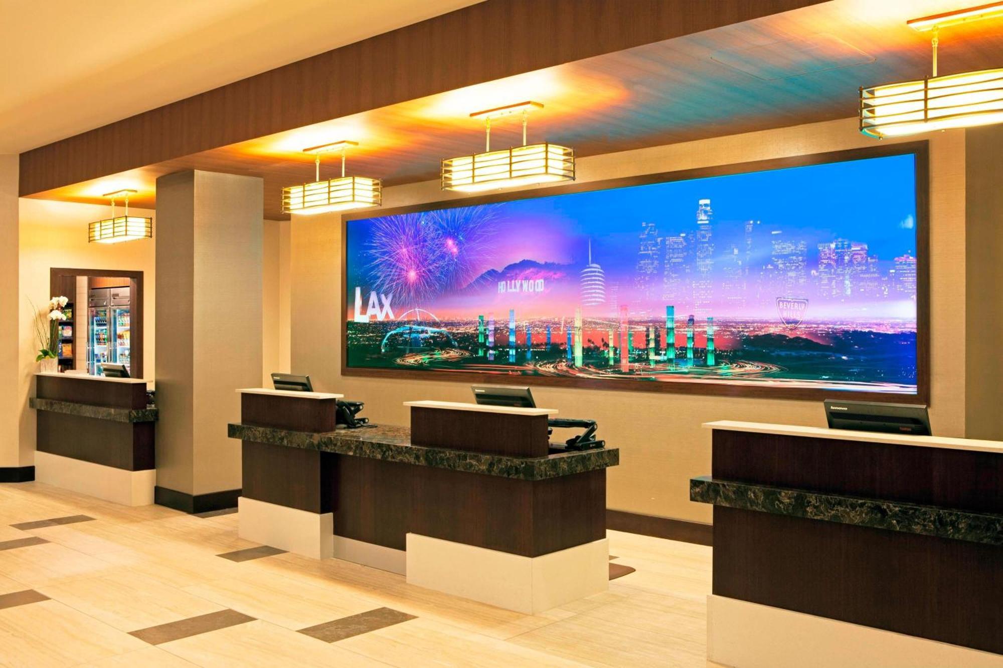 By Marriott Angeles Lax/century Boulevard Hotel