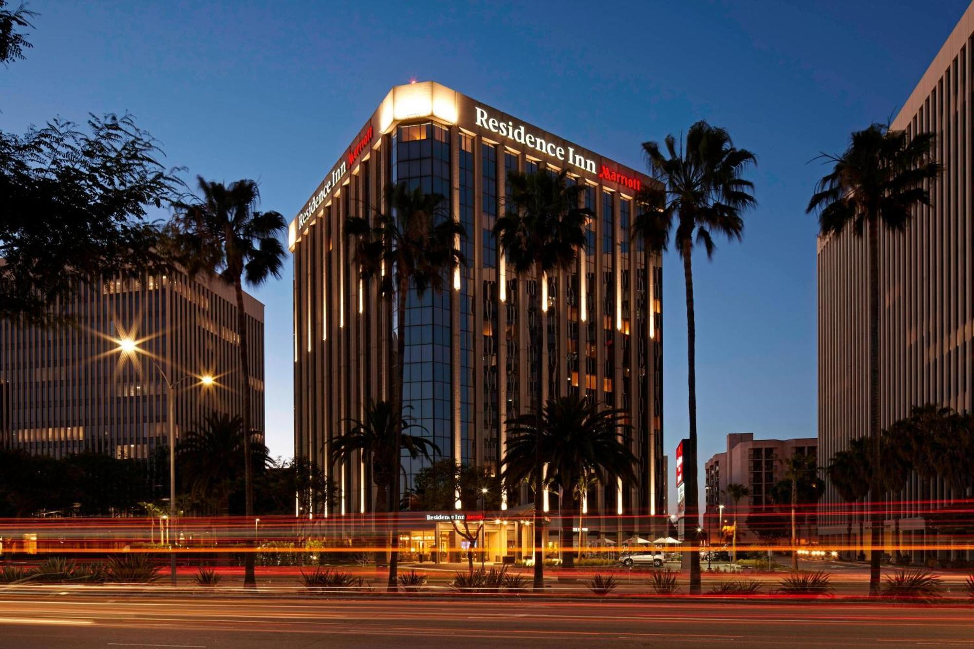 By Marriott Angeles Lax/century Boulevard Hotel 3*