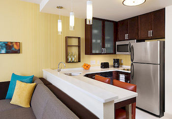 Hotel By Marriott Angeles Lax/century Boulevard