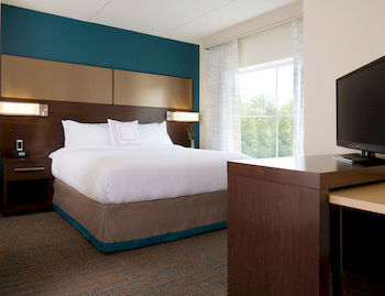 By Marriott Angeles Lax/century Boulevard Hotel 3*